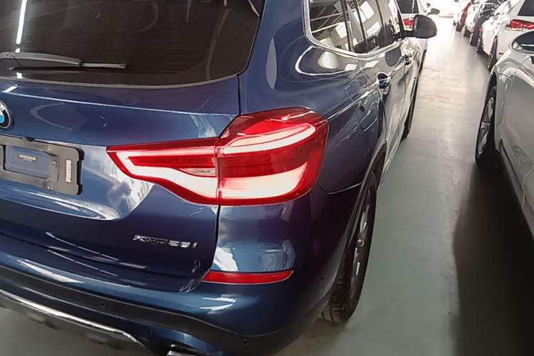 Used BMW X3 2019 xDrive28i Luxury Package Right Rear Taillight