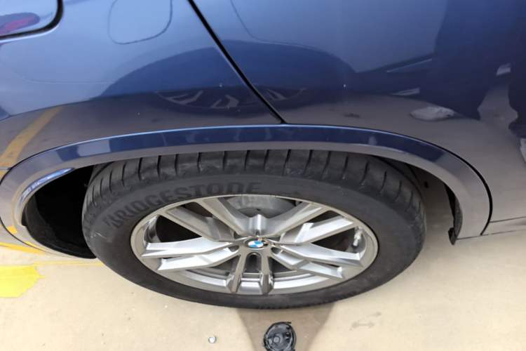Used BMW X3 2019 xDrive25i M Sport Package Right Rear Wheel Hub