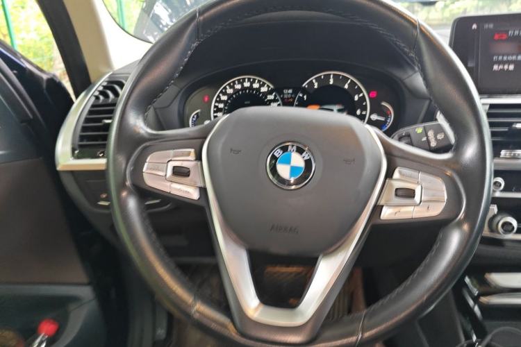 Used BMW X3 2019 xDrive25i Luxury Package Steering Wheel