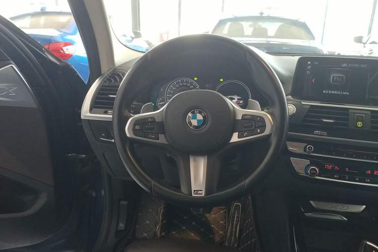 Used BMW X3 2019 xDrive28i M Sport Package Steering Wheel
