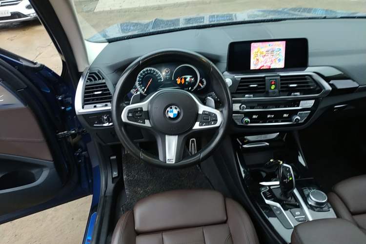 Used BMW X3 2019 xDrive28i M Sport Package Steering Wheel