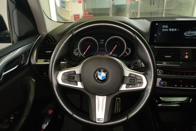Used BMW X3 2019 xDrive25i M Sport Package Steering Wheel