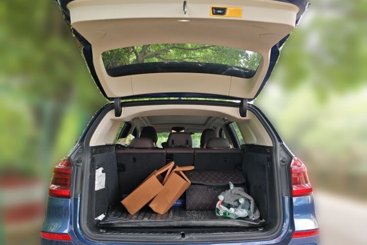 Used BMW X3 2019 xDrive25i Luxury Package Trunk