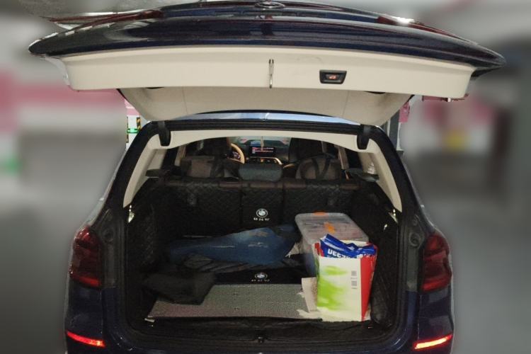 Used BMW X3 2019 xDrive25i Luxury Package Trunk