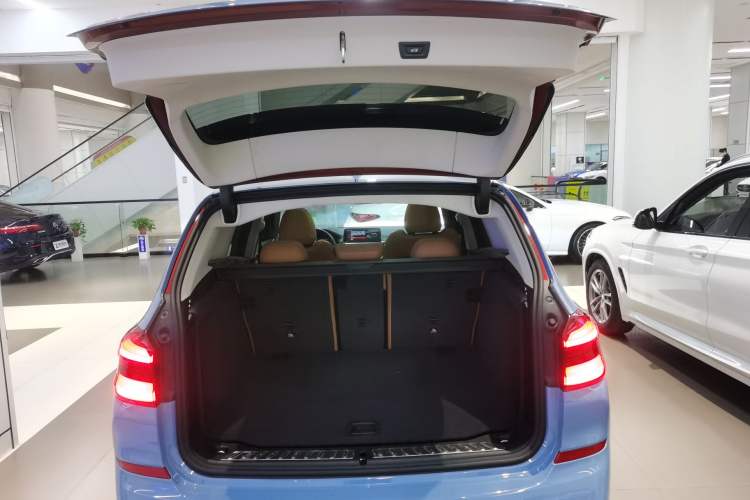 Used BMW X3 2019 xDrive28i M Sport Package Trunk