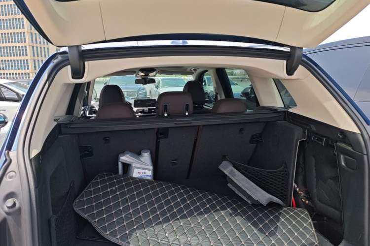 Used BMW X3 2019 xDrive25i M Sport Package Trunk