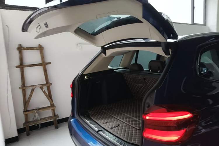 Used BMW X3 2019 xDrive28i M Sport Package Trunk