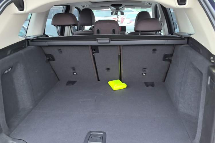 Used BMW X3 2019 xDrive25i M Sport Package Trunk