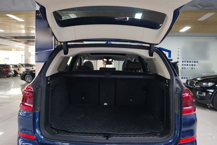 Used BMW X3 2019 xDrive28i M Sport Package Trunk