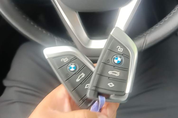 Used BMW X3 2019 xDrive28i Luxury Package Vehicle Key