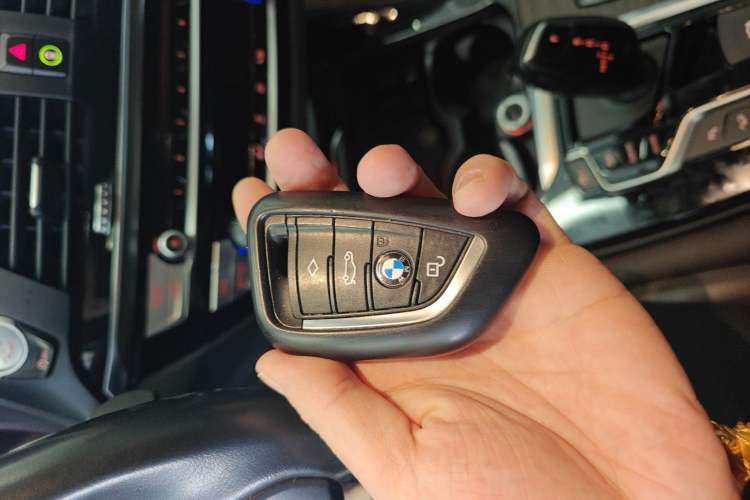 Used BMW X3 2019 xDrive28i Luxury Package Vehicle Key