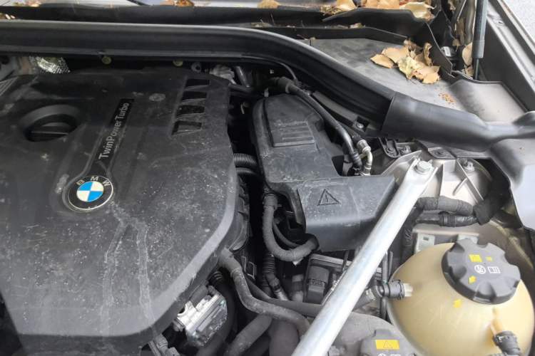 Used BMW X3 2019 xDrive28i Luxury Package Engine Bay Left
