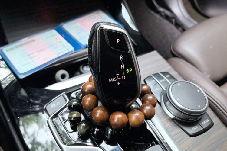 Used BMW X3 2019 xDrive28i Luxury Package Gear Lever
