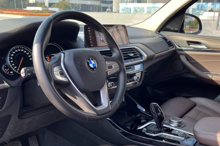 Used BMW X3 2019 xDrive28i Luxury Package Interior 2