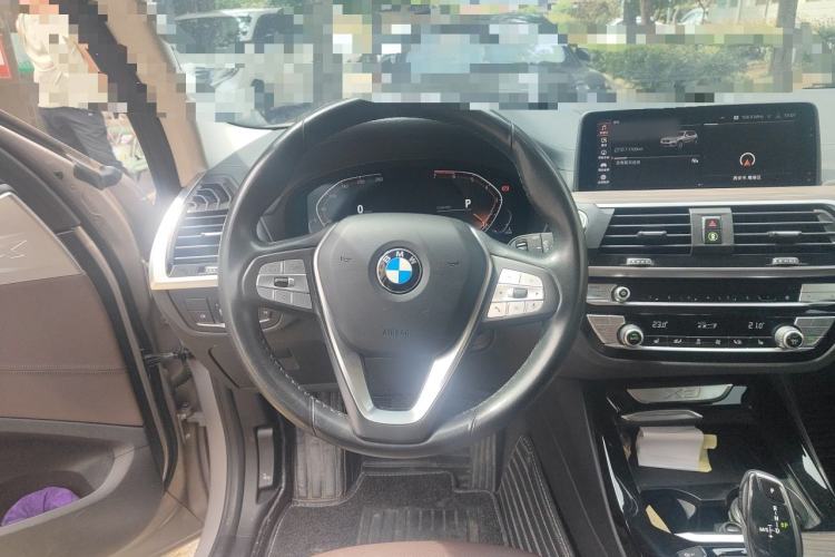 Used BMW X3 2019 xDrive28i Luxury Package Steering Wheel