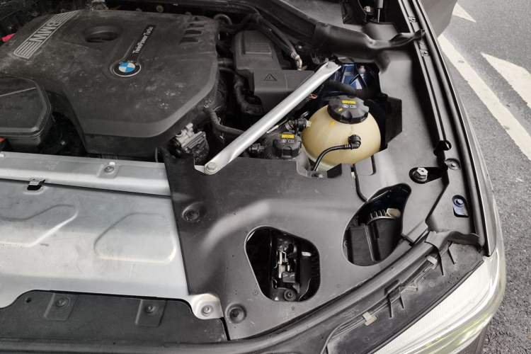 Used BMW X3 2019 xDrive28i Luxury Package Engine Bay Left