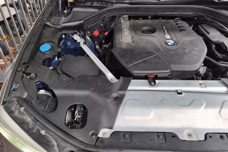 Used BMW X3 2019 xDrive28i Luxury Package Engine Bay Right