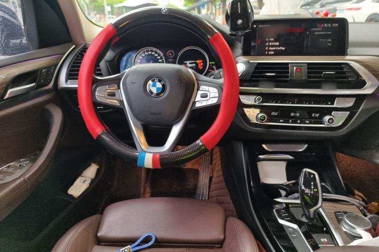 Used BMW X3 2019 xDrive28i Luxury Package Steering Wheel