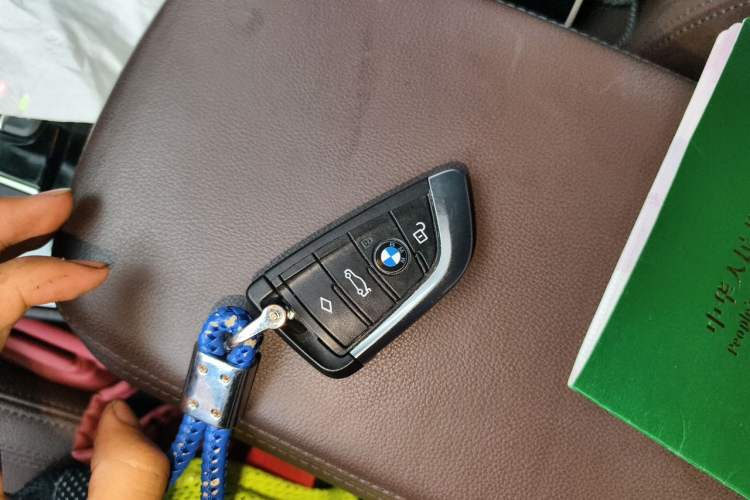 Used BMW X3 2019 xDrive28i Luxury Package Vehicle Key
