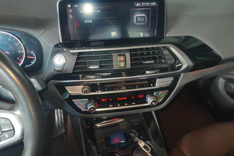 Used BMW X3 2019 xDrive28i M Sport Package Audio And AC Panel