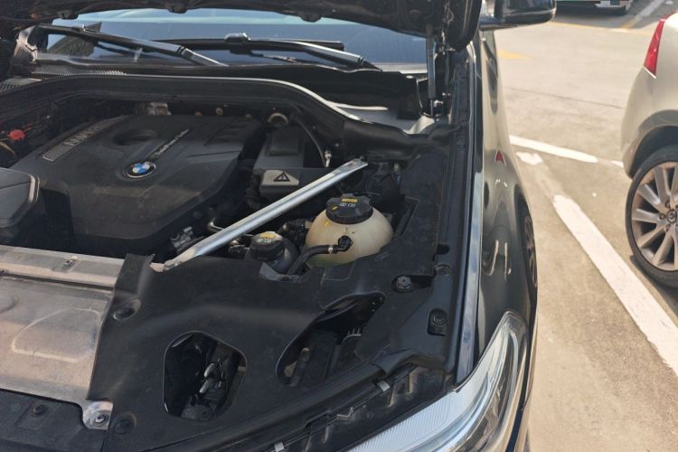 Used BMW X3 2019 xDrive28i Luxury Package Engine Bay Left