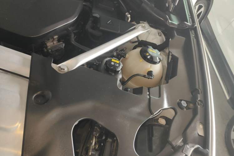 Used BMW X3 2019 xDrive28i M Sport Package Engine Bay Left