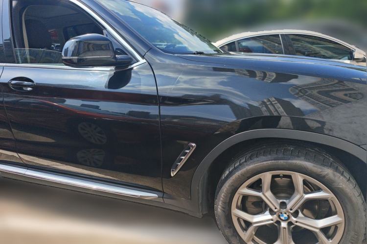 Used BMW X3 2019 xDrive28i Luxury Package Front Right 45 Deg
