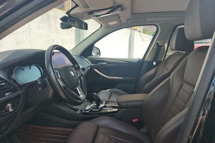 Used BMW X3 2019 xDrive28i Luxury Package Left Front Seat