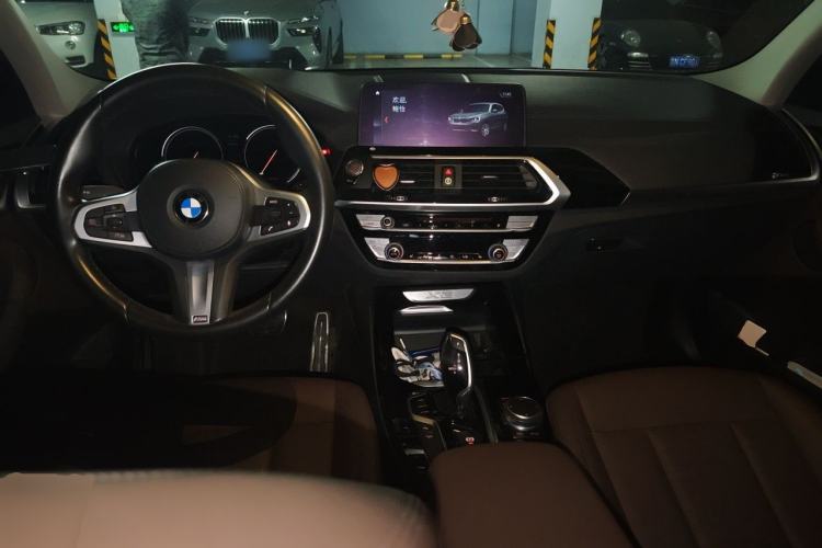 Used BMW X3 2019 xDrive25i M Sport Package Center Console