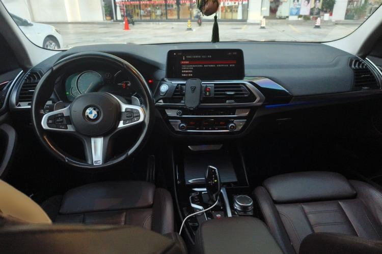 Used BMW X3 2019 xDrive28i M Sport Package Center Console