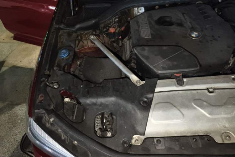 Used BMW X3 2019 xDrive28i M Sport Package Engine Bay Right