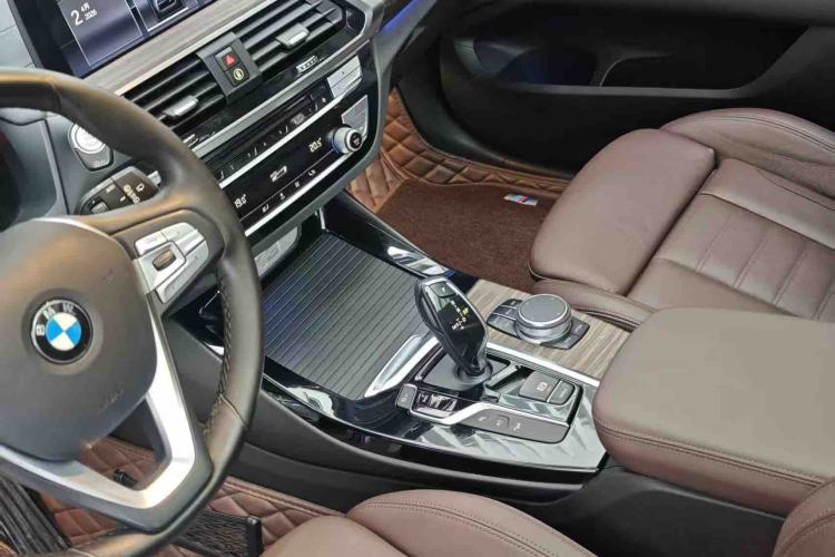 Used BMW X3 2019 xDrive28i Luxury Package Interior 7