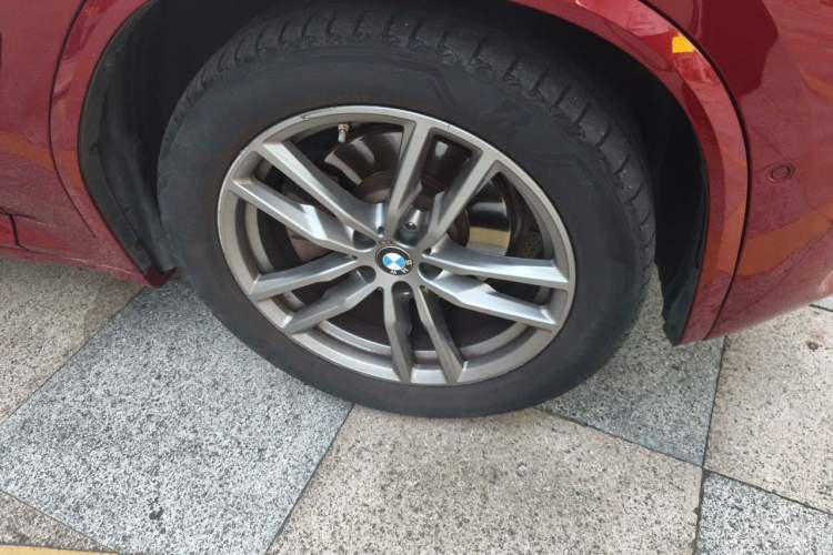 Used BMW X3 2019 xDrive28i M Sport Package Right Front Wheel Hub