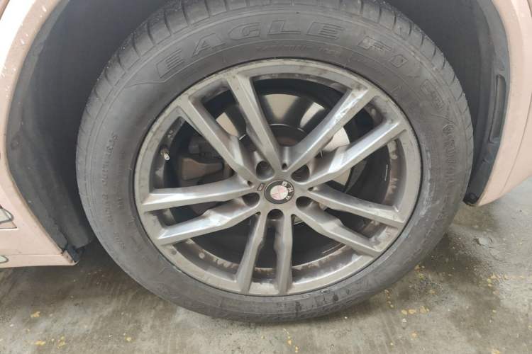 Used BMW X3 2019 xDrive25i M Sport Package Right Front Wheel Hub