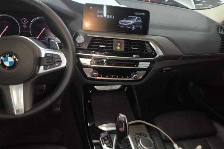 Used BMW X3 2019 xDrive30i Leading Model M Sport Package Audio And AC Panel