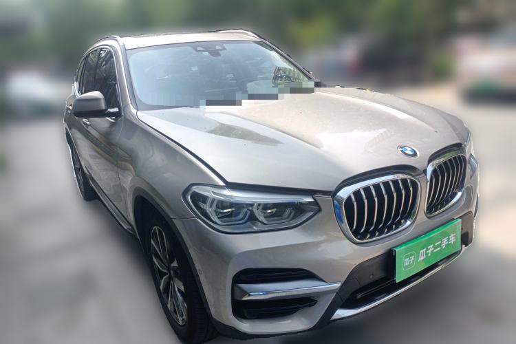 Used BMW X3 2019 xDrive25i Luxury Package Front Right 45 Deg