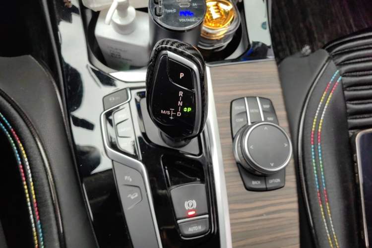 Used BMW X3 2019 xDrive28i Luxury Package Gear Lever