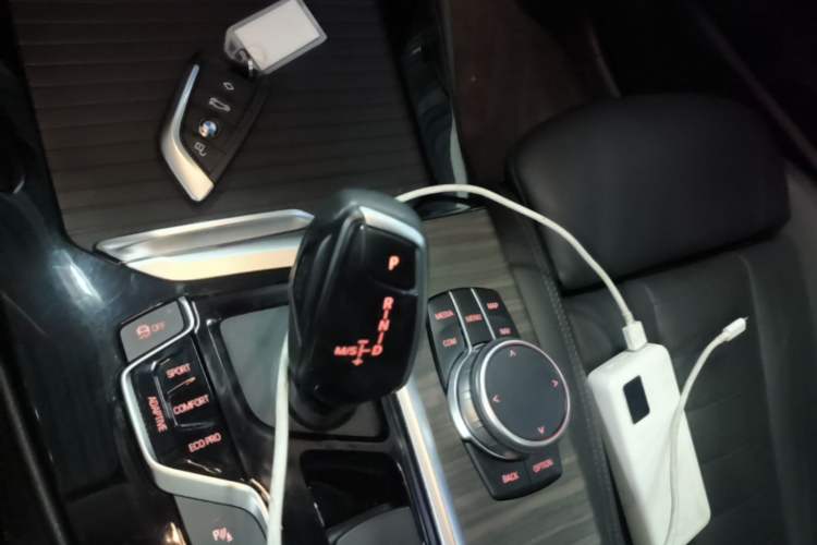 Used BMW X3 2019 xDrive30i Leading Model M Sport Package Gear Lever