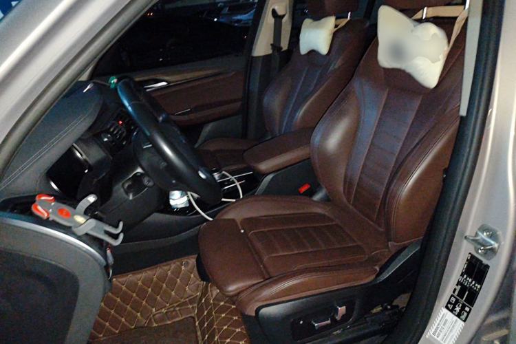 Used BMW X3 2019 xDrive28i Luxury Package Left Front Seat