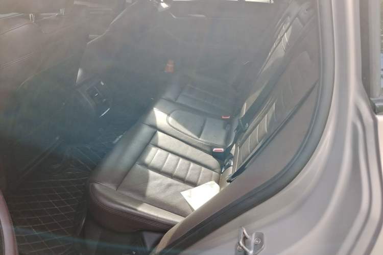 Used BMW X3 2019 xDrive28i Luxury Package Left Rear Seat