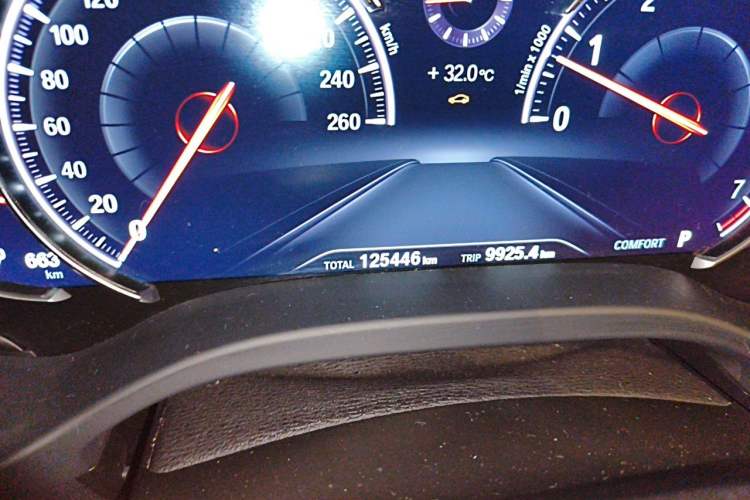 Used BMW X3 2019 xDrive28i Luxury Package Odometer Close Up