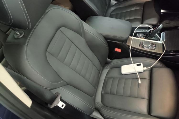 Used BMW X3 2019 xDrive30i Leading Model M Sport Package Right Front Seat