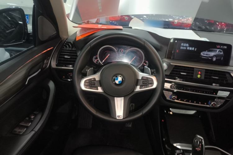 Used BMW X3 2019 xDrive30i Leading Model M Sport Package Steering Wheel