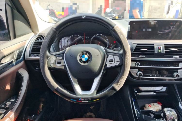 Used BMW X3 2019 xDrive28i Luxury Package Steering Wheel