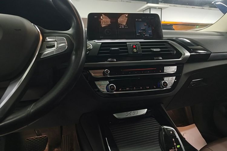 Used BMW X3 2019 xDrive25i Luxury Package Audio And AC Panel