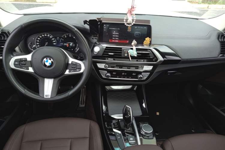 Used BMW X3 2019 xDrive25i M Sport Package Audio And AC Panel