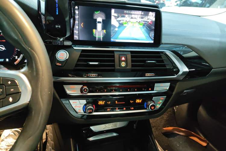 Used BMW X3 2019 xDrive25i M Sport Package Audio And AC Panel