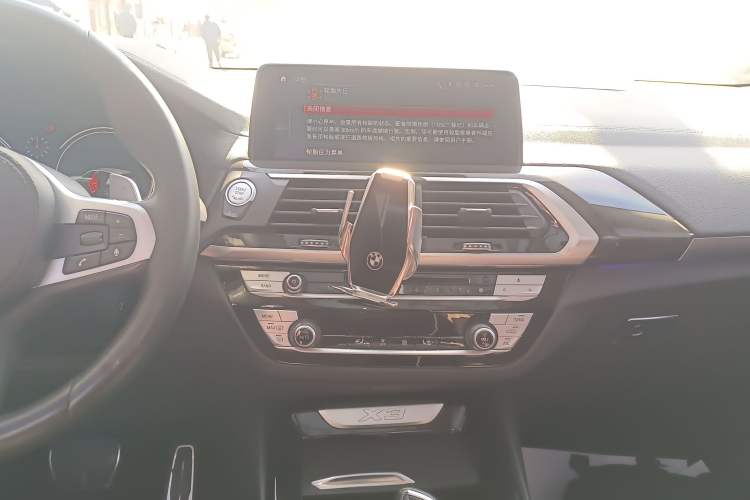 Used BMW X3 2019 xDrive30i Leading Model M Sport Package Audio And AC Panel