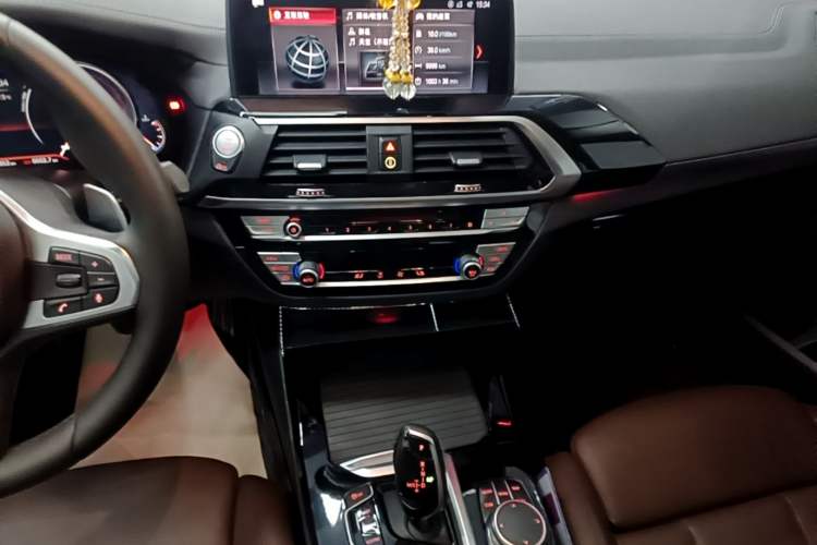 Used BMW X3 2019 xDrive28i M Sport Package Audio And AC Panel