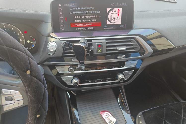 Used BMW X3 2019 xDrive25i Luxury Package Audio And AC Panel